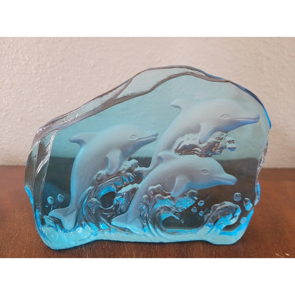 3D ETCHED BLUE CRYSTAL ART GLASS 3 DOLPHINS Jumping Paperweight 7.5 inches